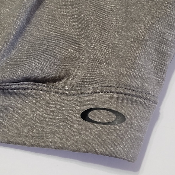 Oakley Sports Bra - Picture 6 of 8